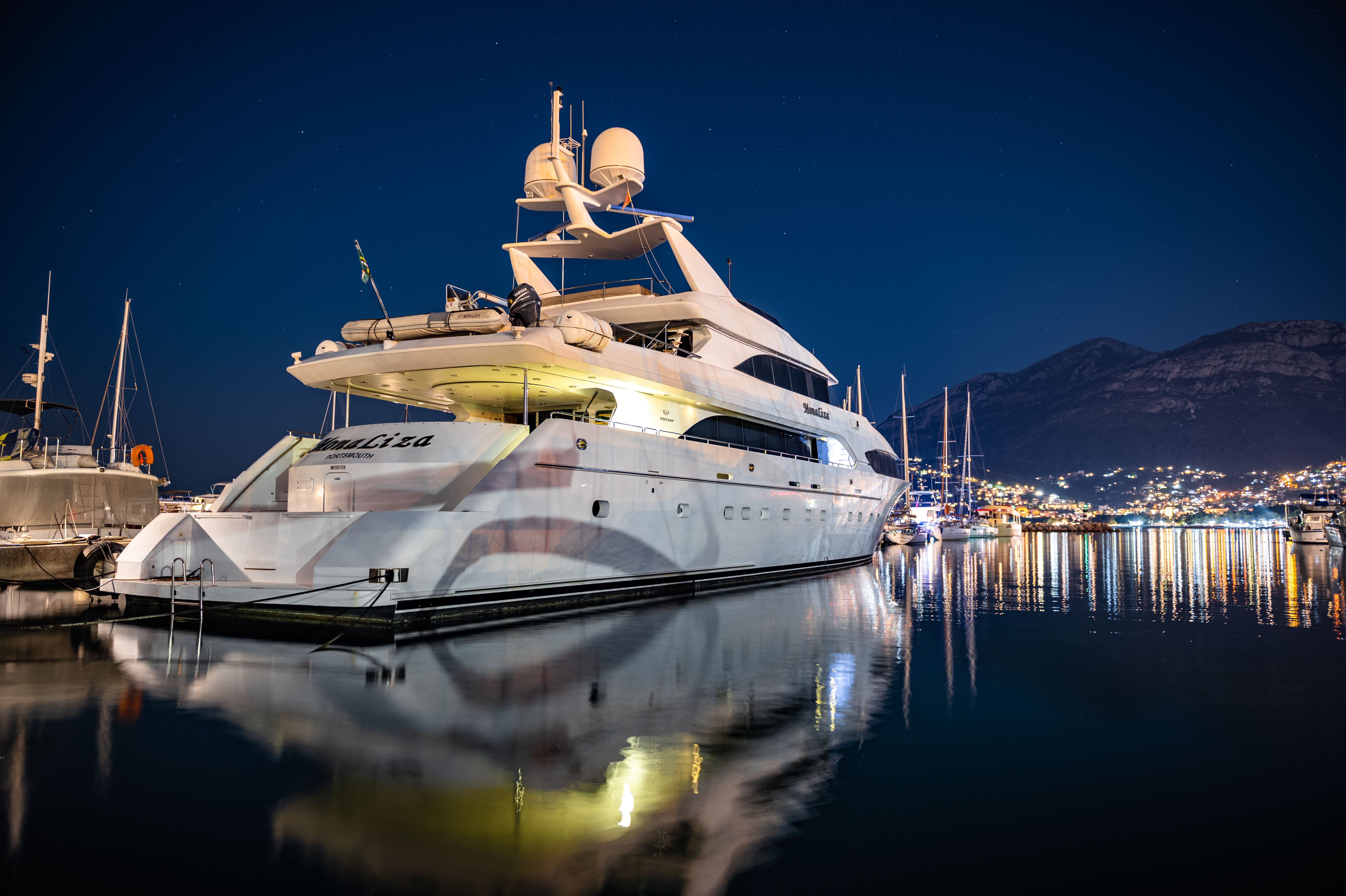 Yacht gastronomy in Balearic coves
